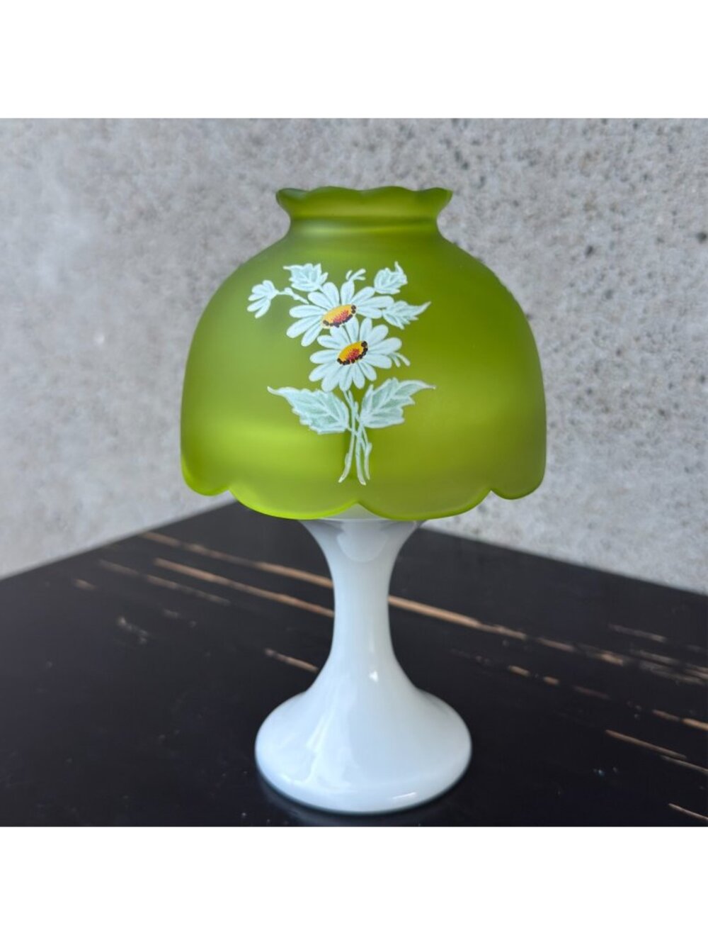 Vintage Westmoreland Green Mist Satin Glass Fairy Lamp Hand Painted Daisy